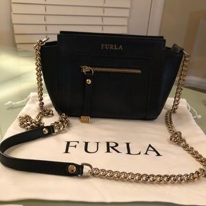FURLA - Gold Chain Black Sachel